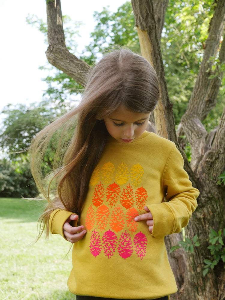 
            
                Load image into Gallery viewer, Closeup of a child wearing The &amp;#39;Forager&amp;#39; Printed Sweatshirt.
            
        