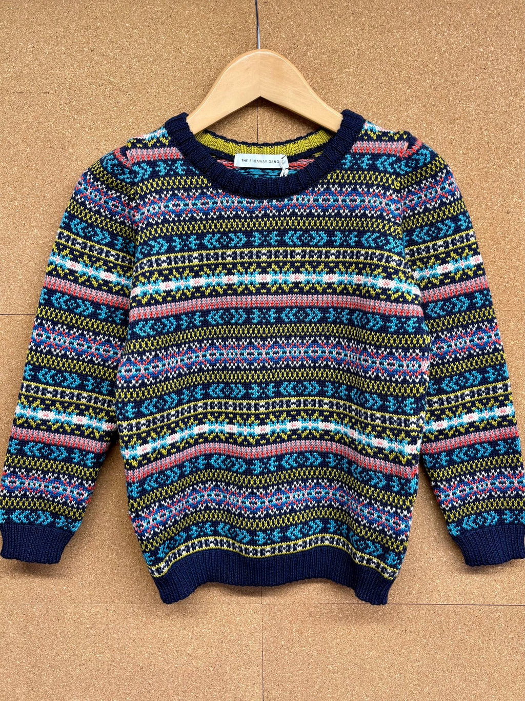 The explorer jumper in navy.